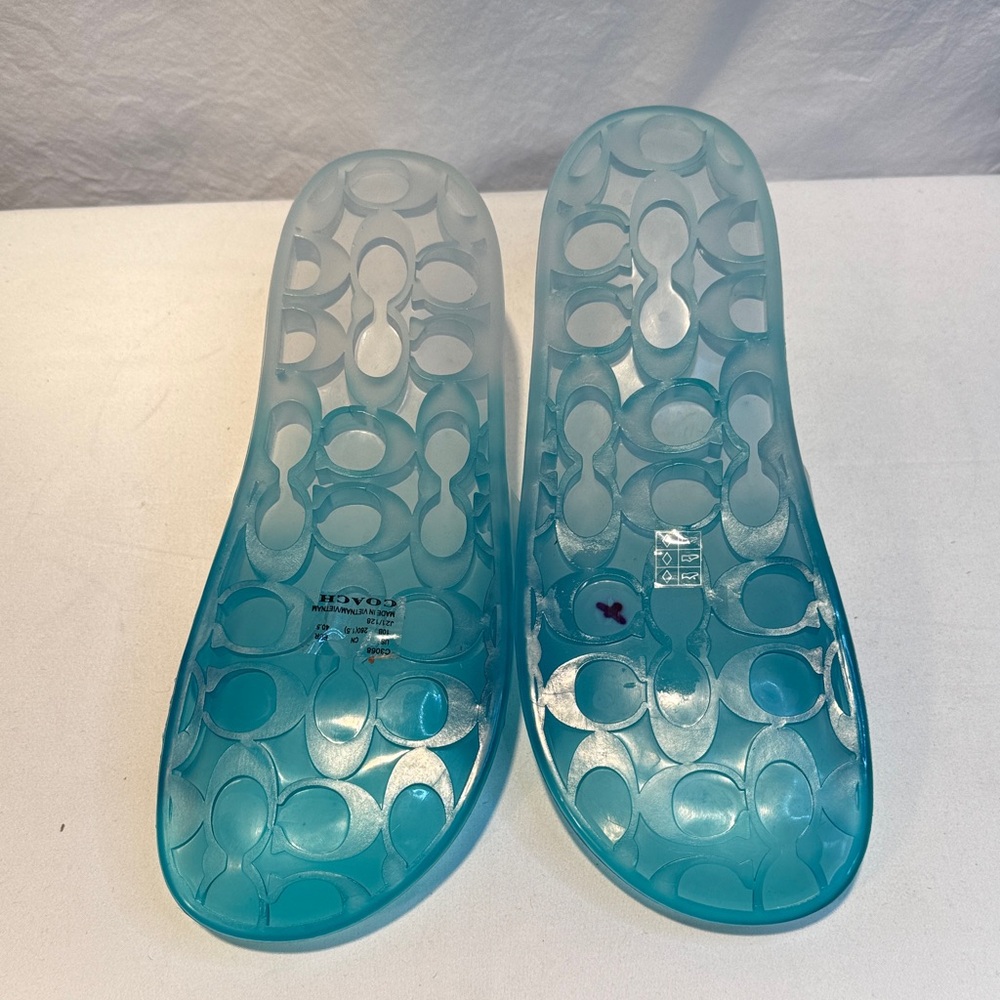 🆕 Coach Translucent Aqua Slide Sandals - Picture 5 of 6